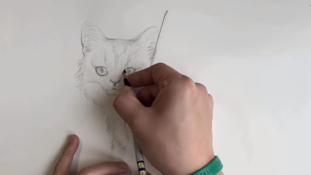 Pencil drawing technique to avoid smudges