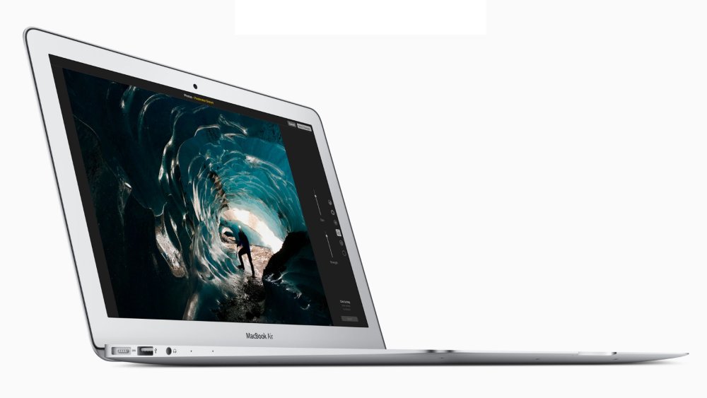 A MacBook Air 2017