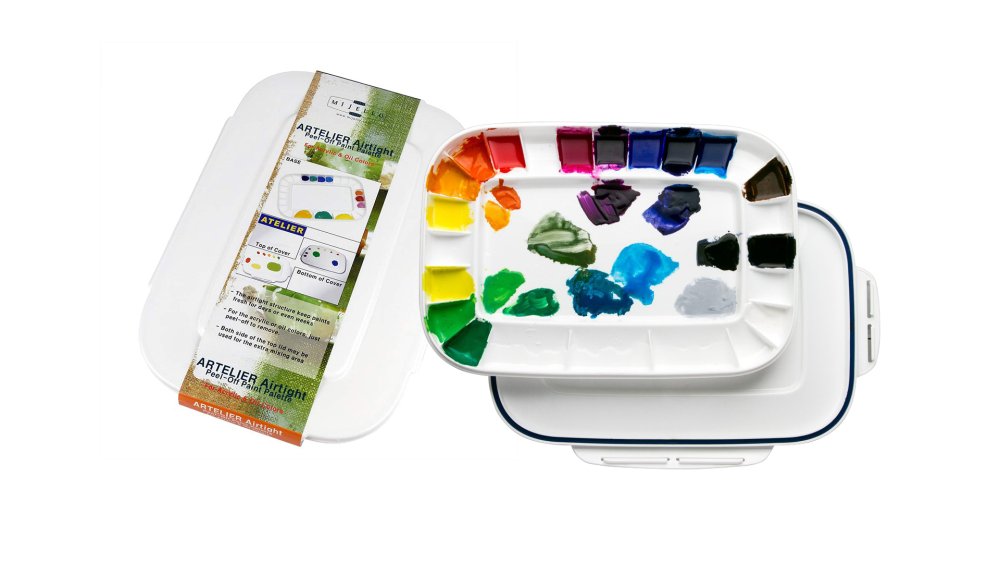Art supplies: Mijello Lidded Plastic Palette