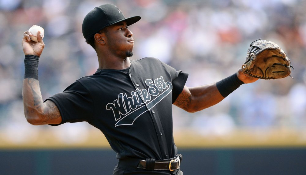 white sox logo on jersey