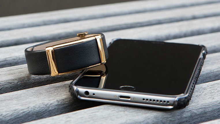 Sona watch and phone