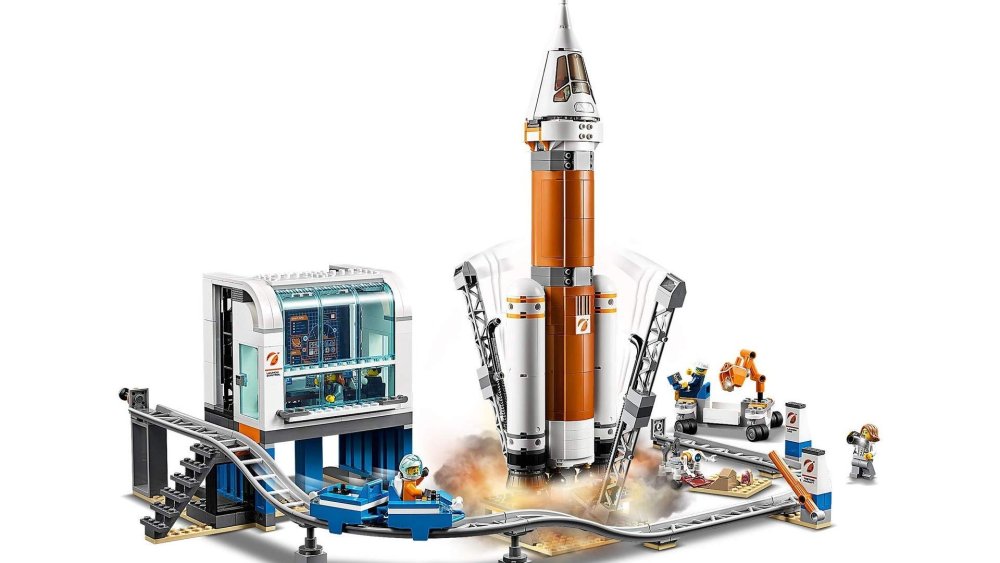 Best Lego City sets: Deep Space Rocket Launcher