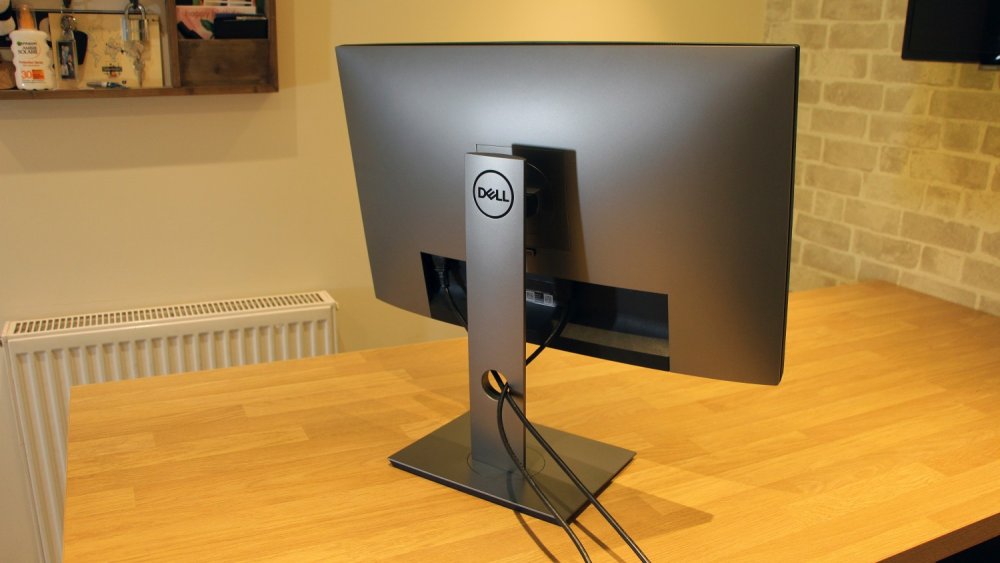 Dell UP2720Q monitor