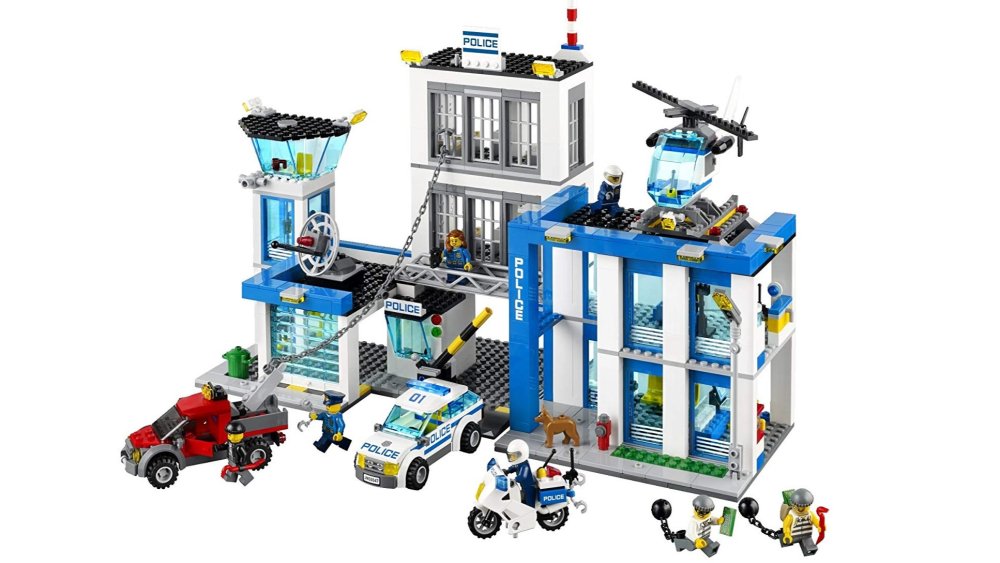 Best Lego City sets: Police station