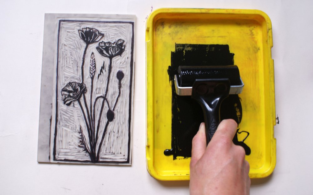 lino printmaking: roll out your ink